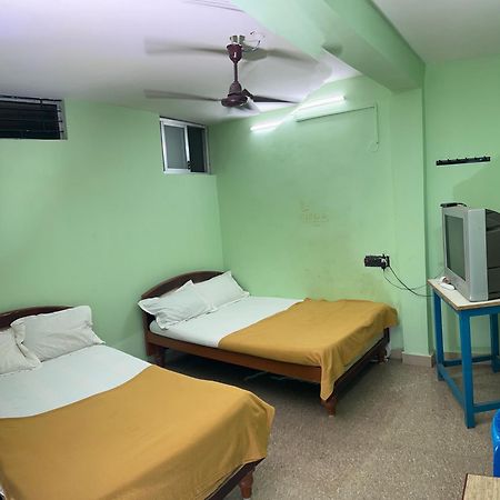 Hotel Chola Lodge Arantangi Ngoại thất bức ảnh