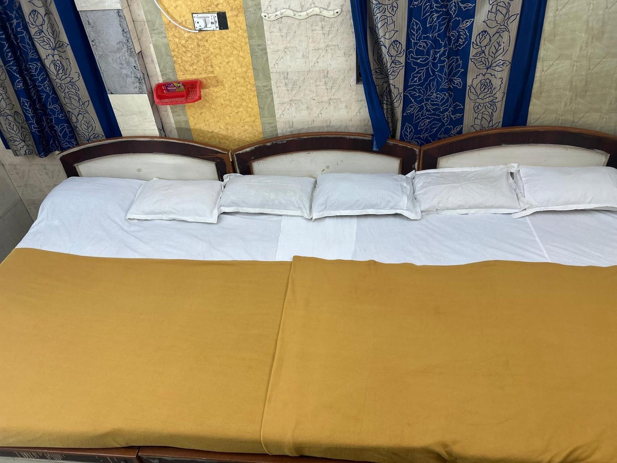 Hotel Chola Lodge Arantangi Ngoại thất bức ảnh