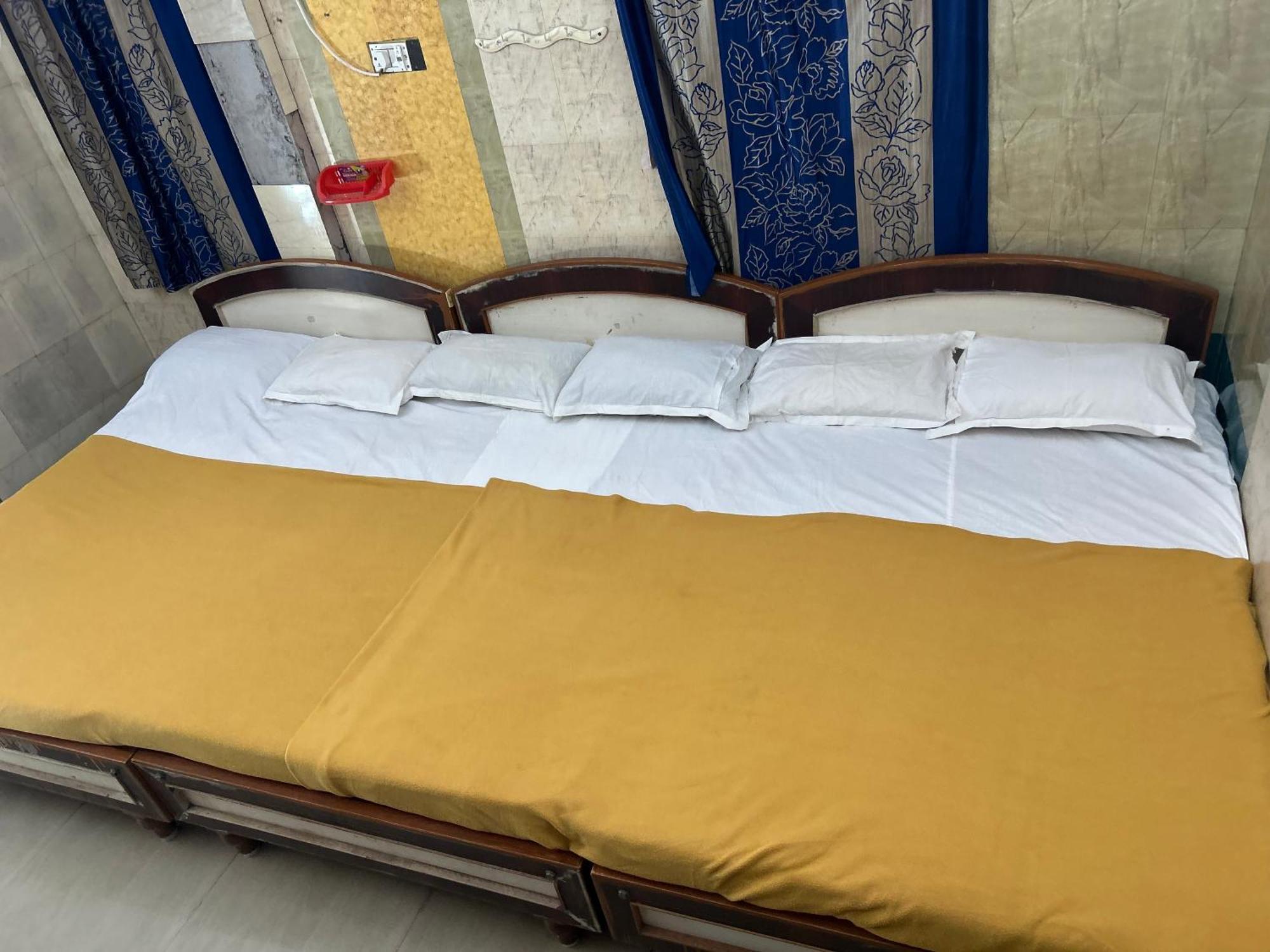 Hotel Chola Lodge Arantangi Ngoại thất bức ảnh
