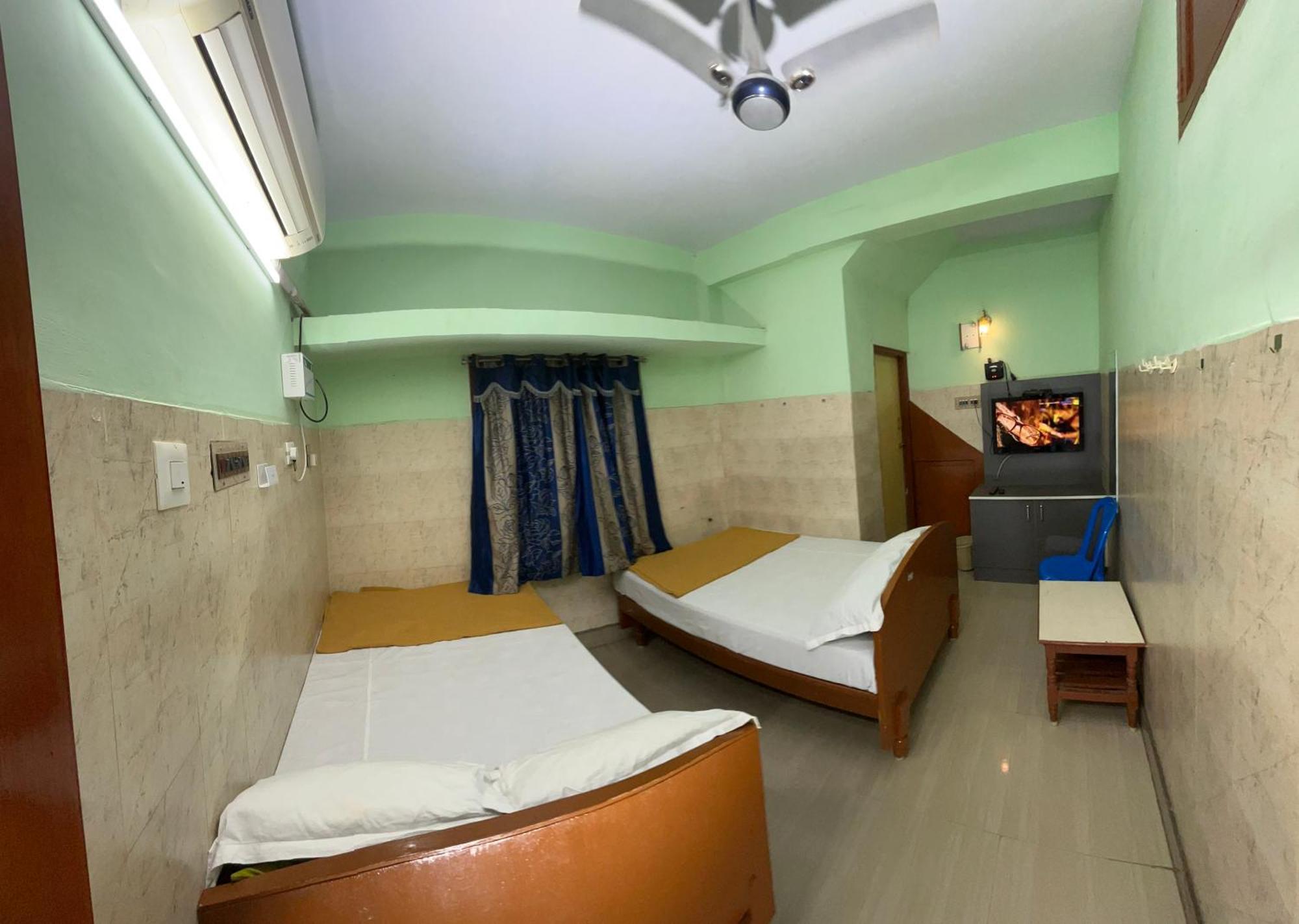 Hotel Chola Lodge Arantangi Ngoại thất bức ảnh