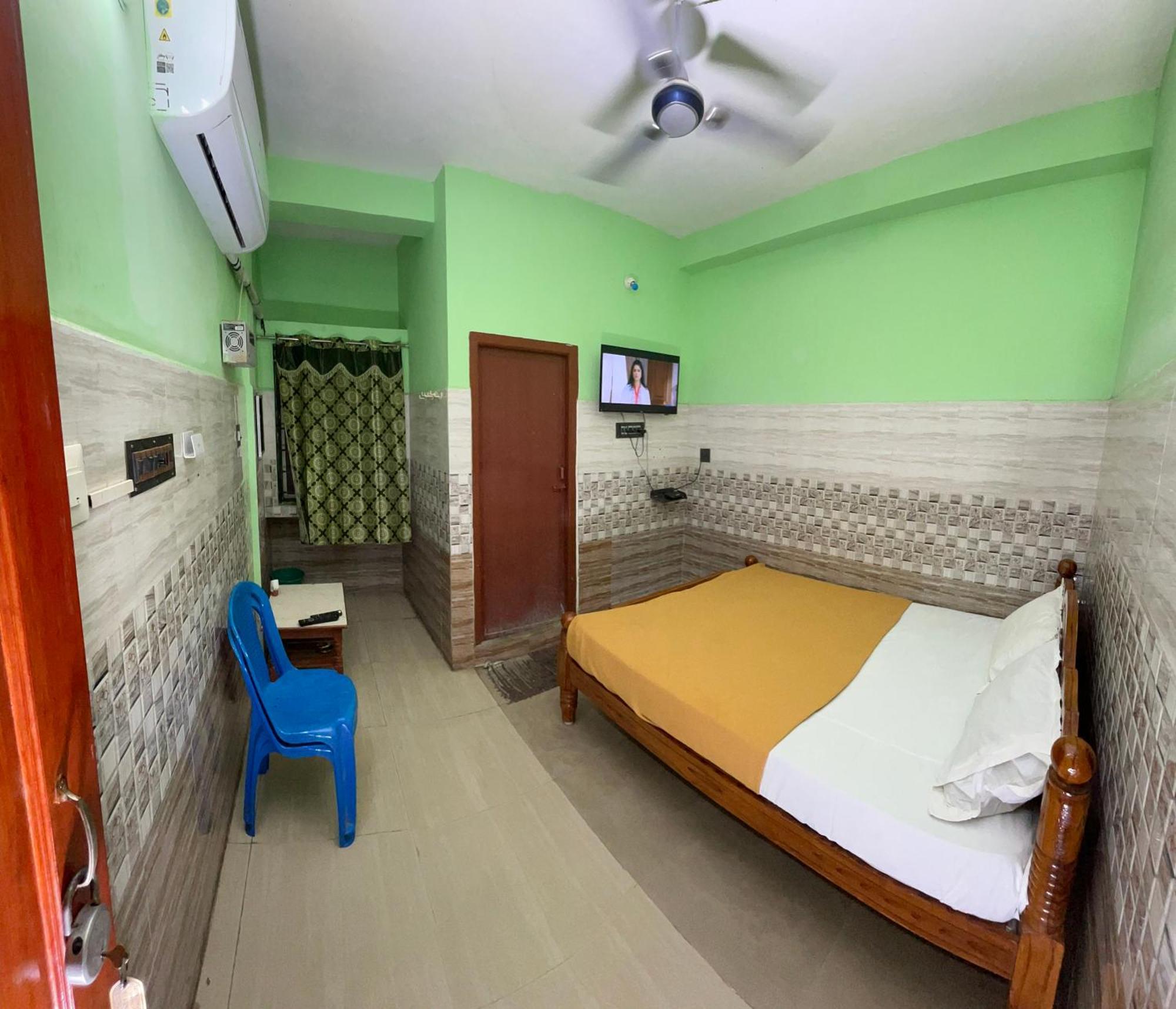 Hotel Chola Lodge Arantangi Ngoại thất bức ảnh
