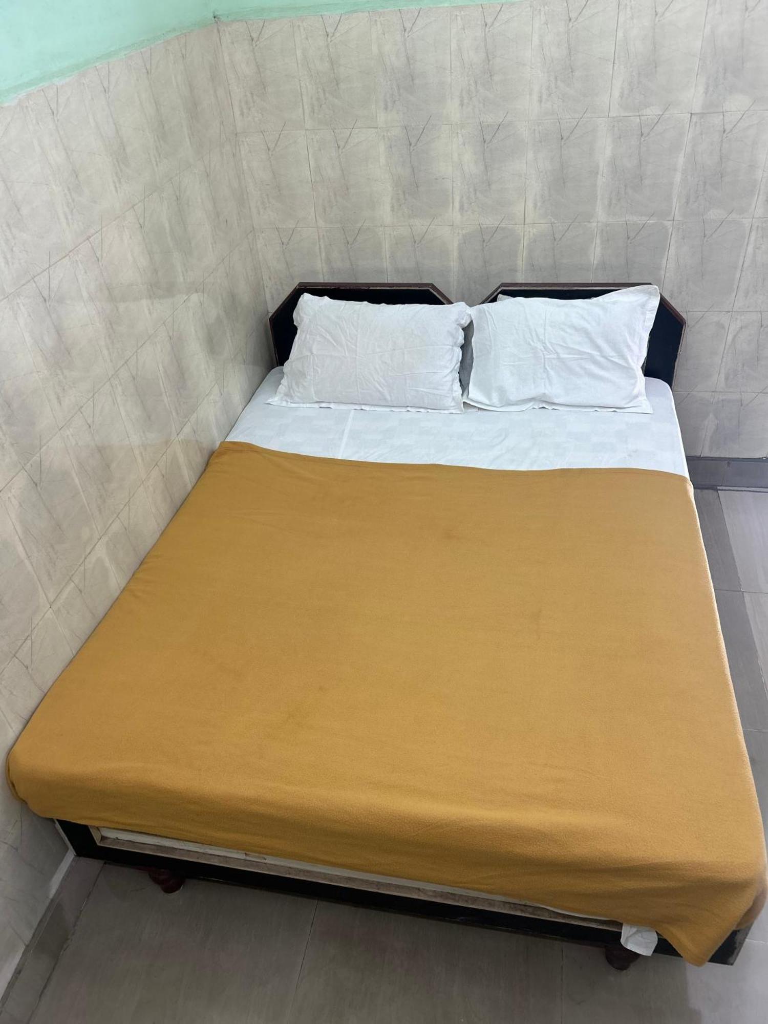 Hotel Chola Lodge Arantangi Ngoại thất bức ảnh