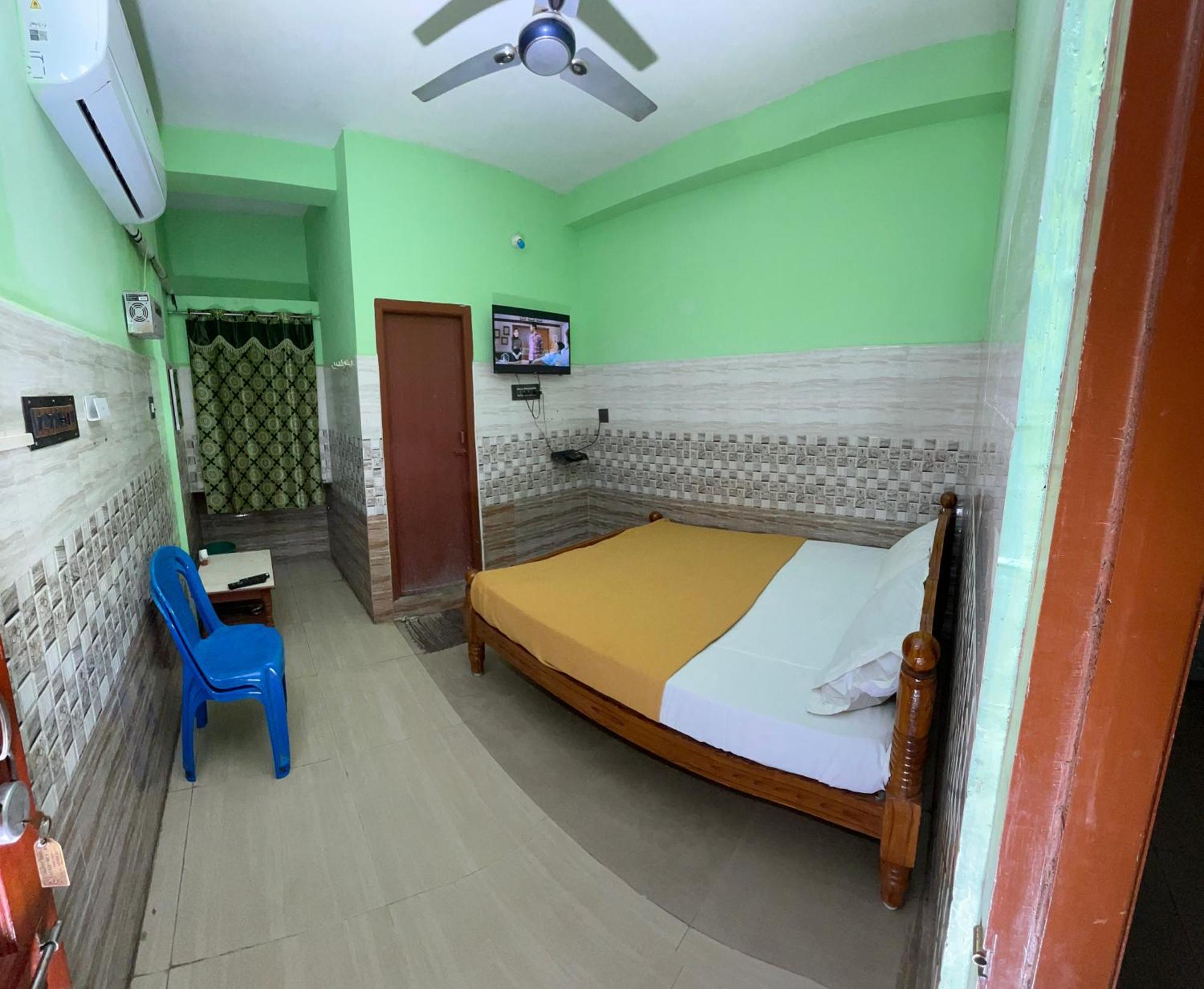 Hotel Chola Lodge Arantangi Ngoại thất bức ảnh